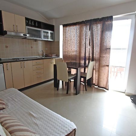 Apartmani Irena Petrovac Exterior foto