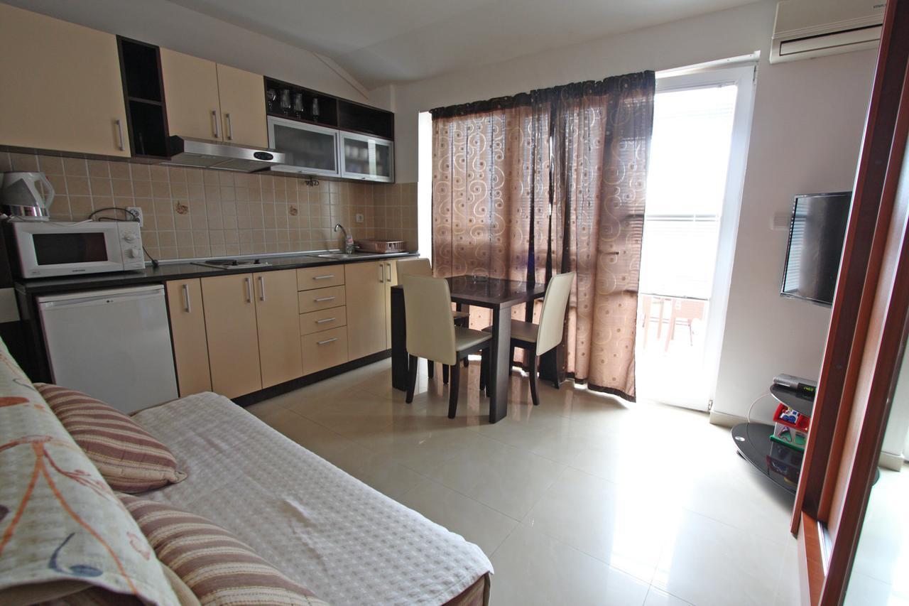 Apartmani Irena Petrovac Exterior foto