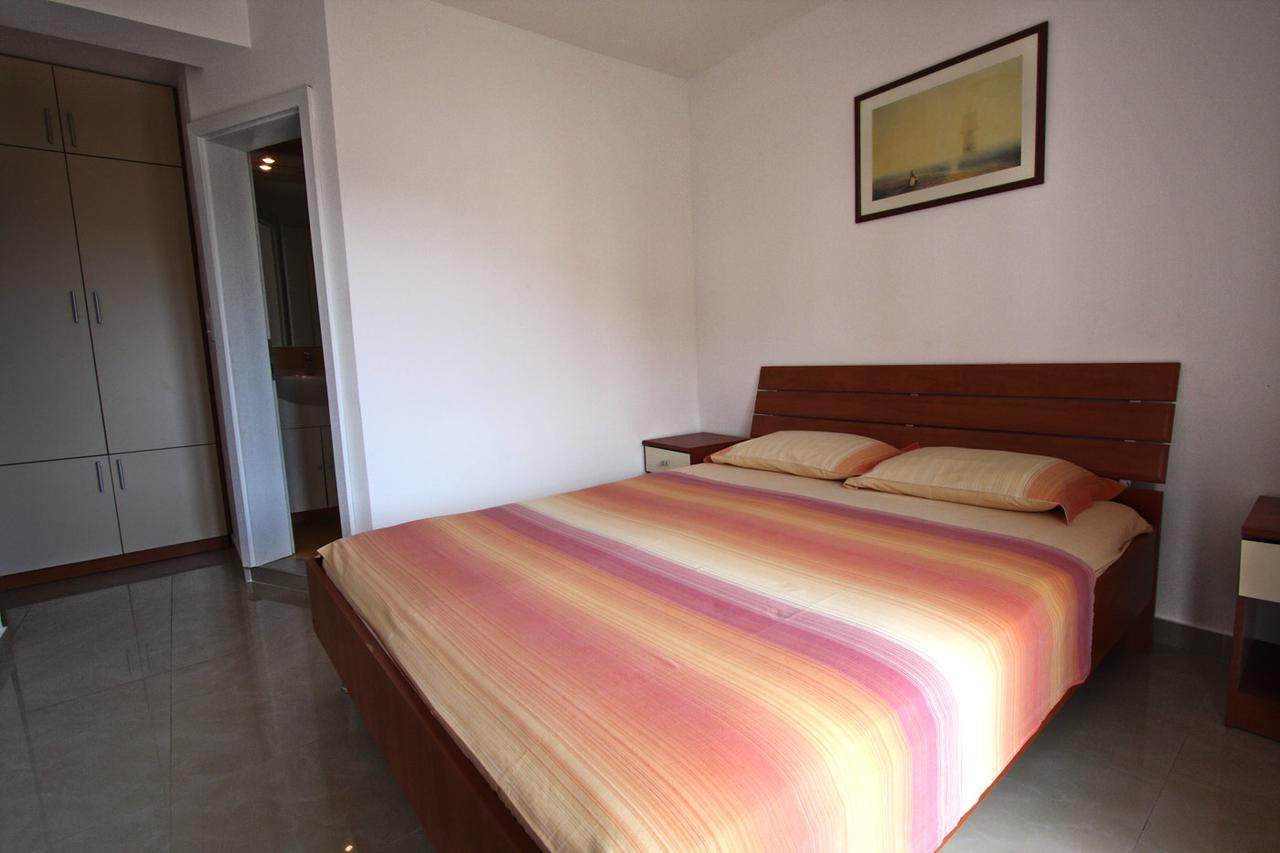 Apartmani Irena Petrovac Exterior foto