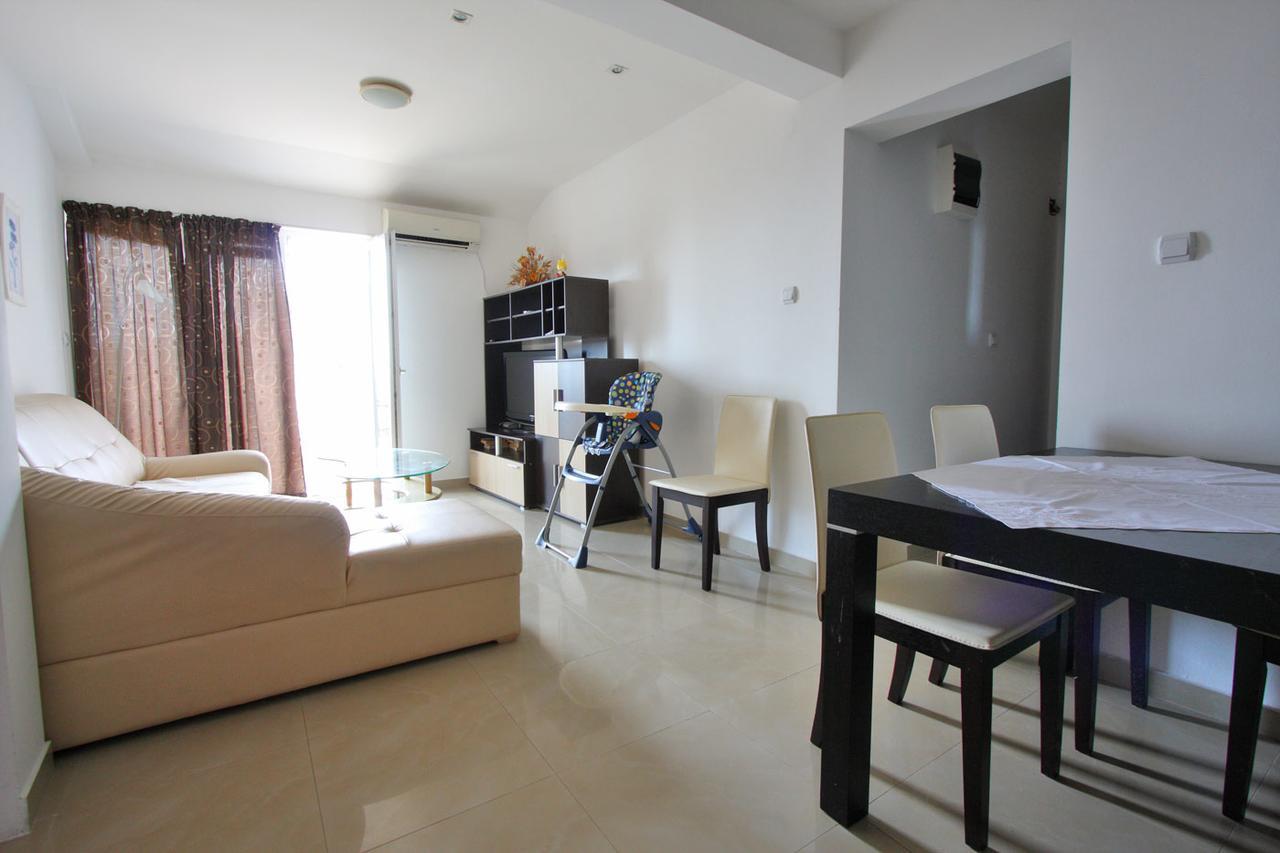 Apartmani Irena Petrovac Exterior foto