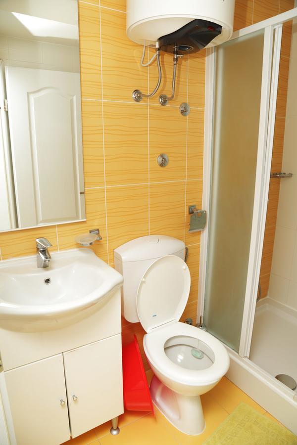 Apartmani Irena Petrovac Exterior foto