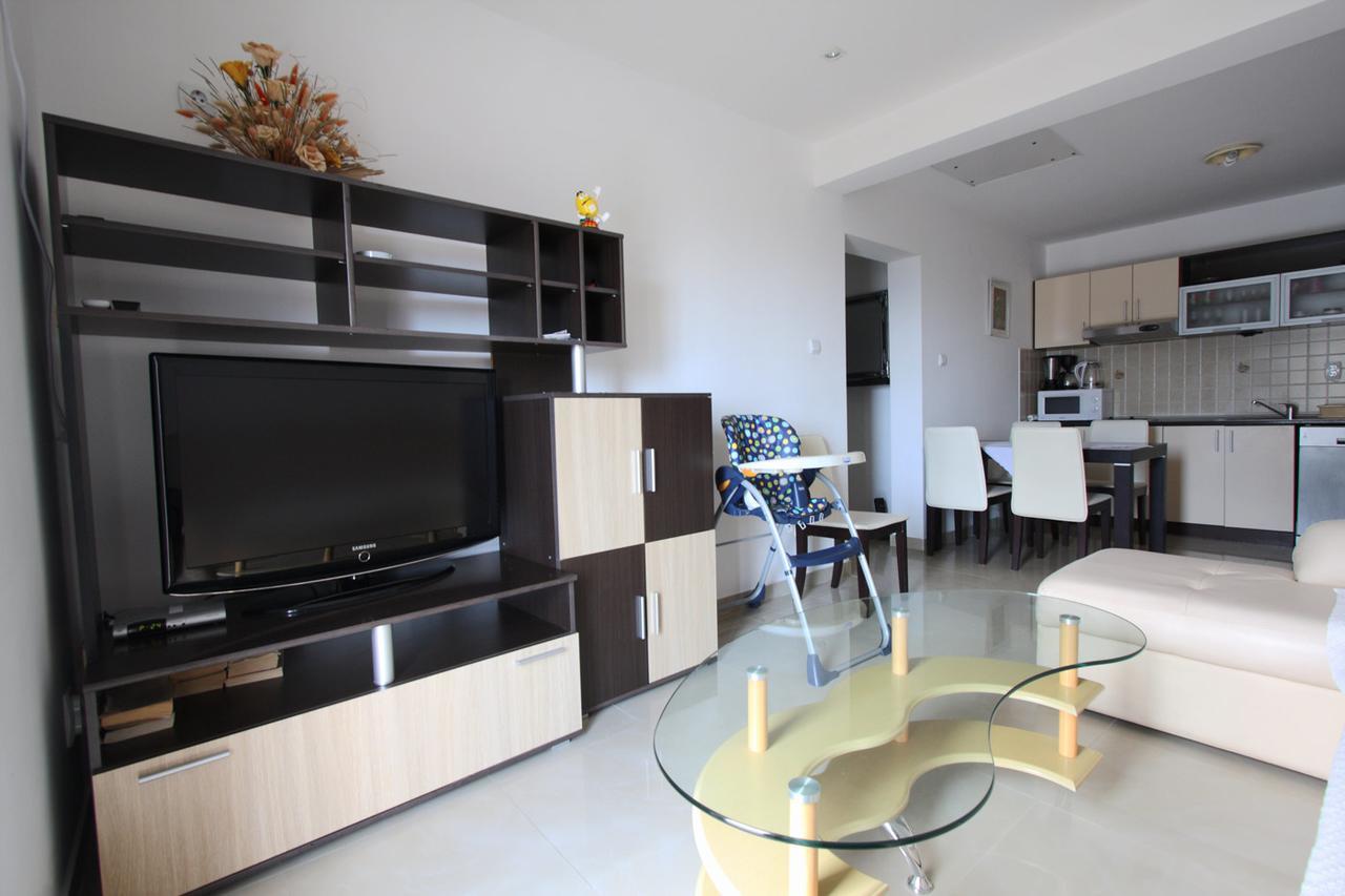 Apartmani Irena Petrovac Exterior foto